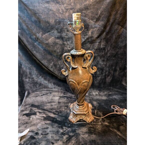 Vintage Art Deco wood carve lamp base. 22L x 7W - Picture 1 of 11